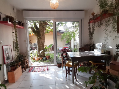 Maison de village 70 m2 + jardin + garage